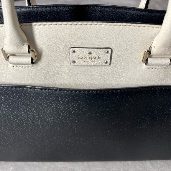 Authentic Kate Spade New York Grove Street Caley handbag. - Picture 8 of 16
